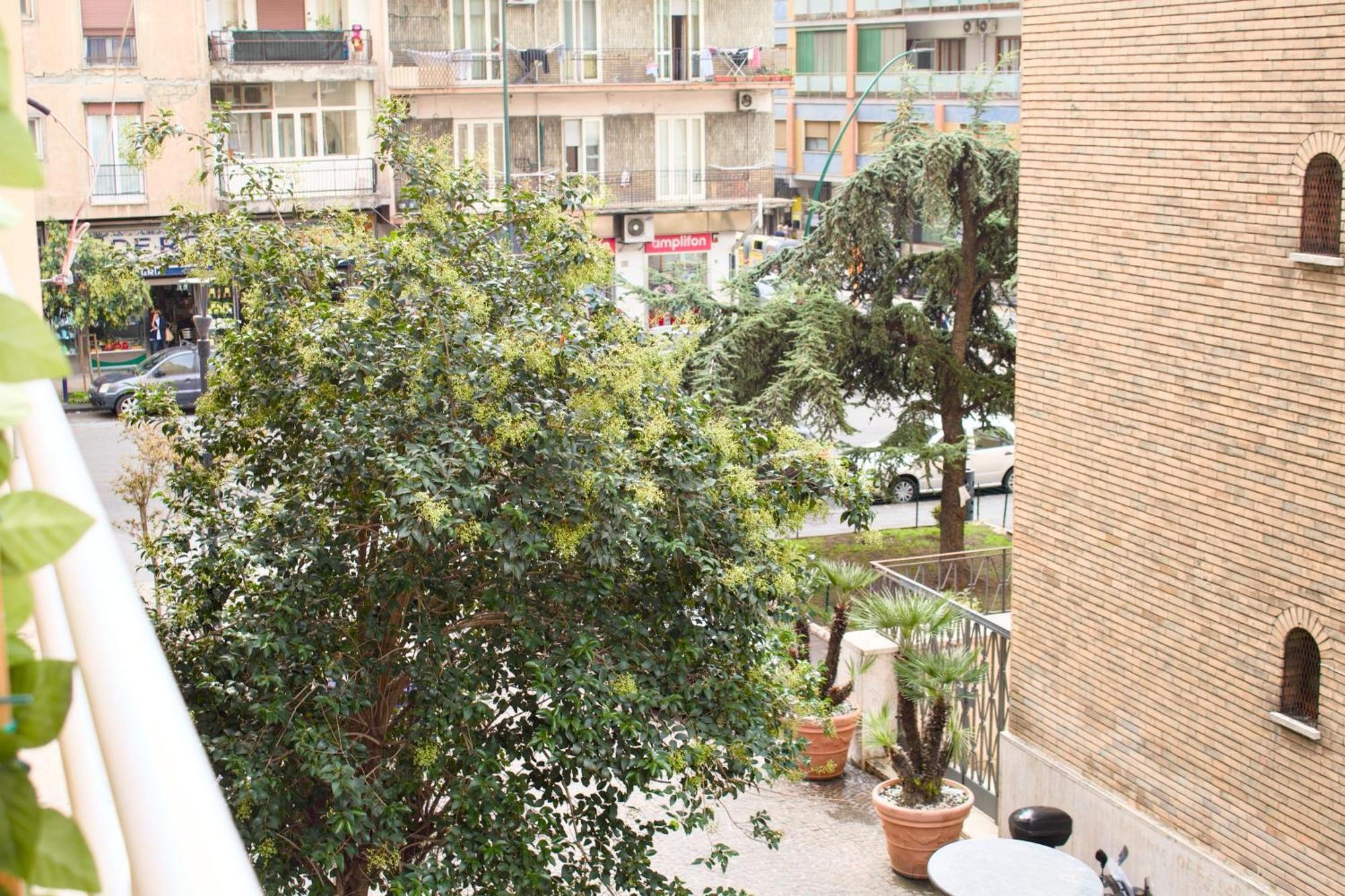 Napoli Vitale Pensión Nápoles